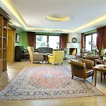 Hotel Vier Jahreszeiten 4*