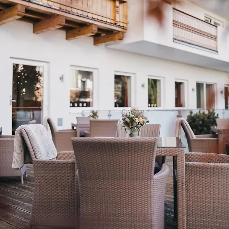 מלון Vier Jahreszeiten By Vaya Inkl Zell Am See-kaprun Sommerkarte 4*