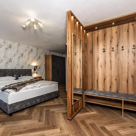 Szálloda Vier Jahreszeiten 4*