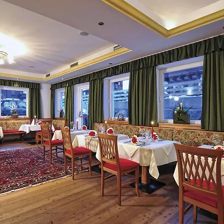Vier Jahreszeiten By Vaya Inkl Zell Am See-kaprun Sommerkarte Отель Капрун