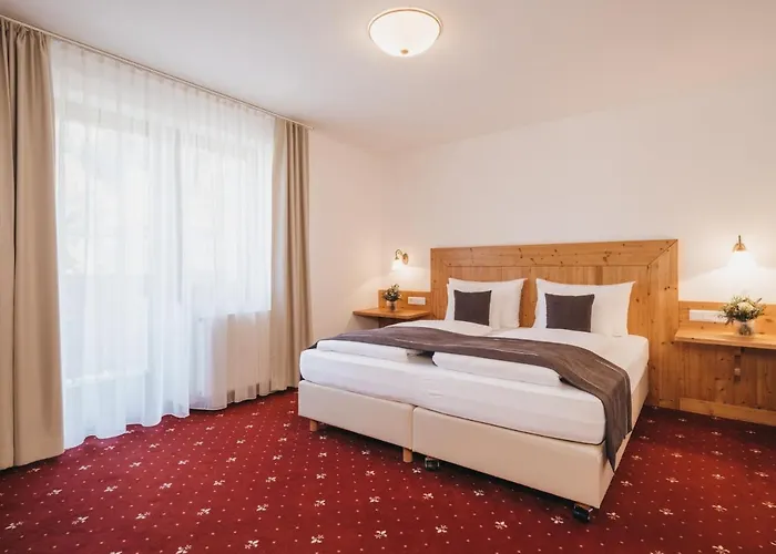 מלון Vier Jahreszeiten By Vaya Inkl Zell Am See-kaprun Sommerkarte