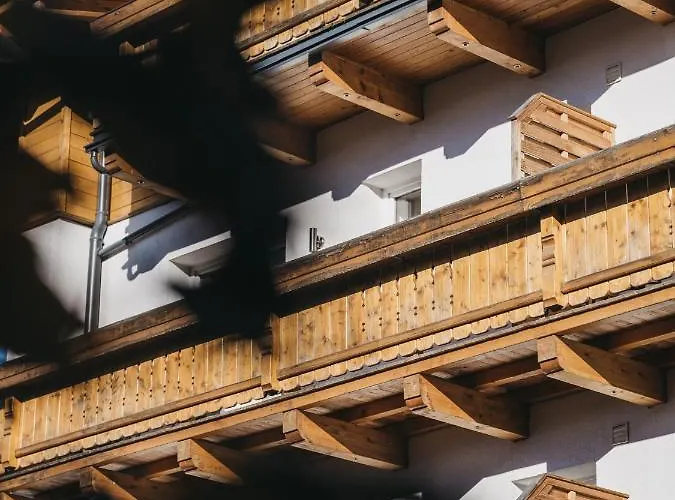 Vier Jahreszeiten By Vaya Inkl Zell Am See-kaprun Sommerkarte מלון קפרון