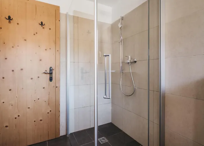 Vier Jahreszeiten By Vaya Inkl Zell Am See-kaprun Sommerkarte קפרון