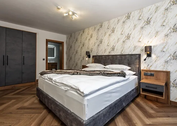 Vier Jahreszeiten Kaprun