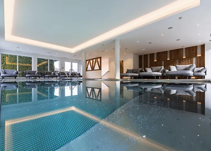 Vier Jahreszeiten 4*