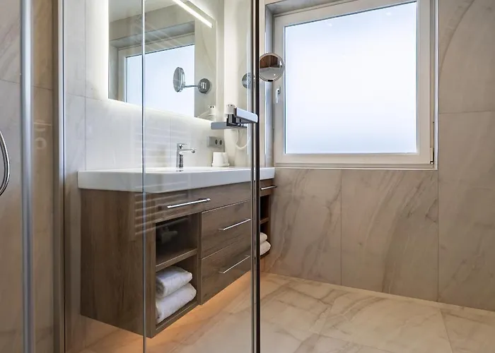 Vier Jahreszeiten Otel Kaprun