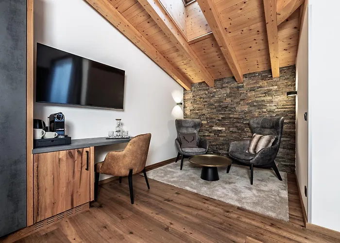 Vier Jahreszeiten Otel