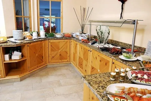 Ξενοδοχείο Vier Jahreszeiten