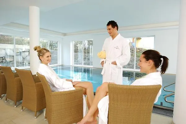 Vier Jahreszeiten By Vaya Inkl Zell Am See-kaprun Sommerkarte קפרון